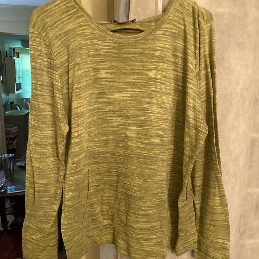 Green sweater hoodie